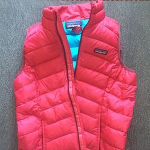 Patagonia girls youth L down vest